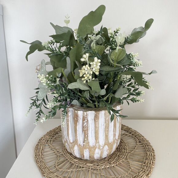 Handmade Faux Floral Lilac Arrangement in Wood Pot Home Decor Artificial Plant - Picture 4 of 6